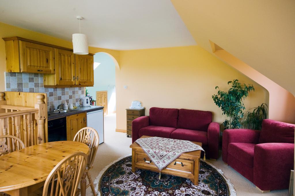 Lake Rise Holiday Home At Kilmaddaroe Carrick on Shannon Rom bilde