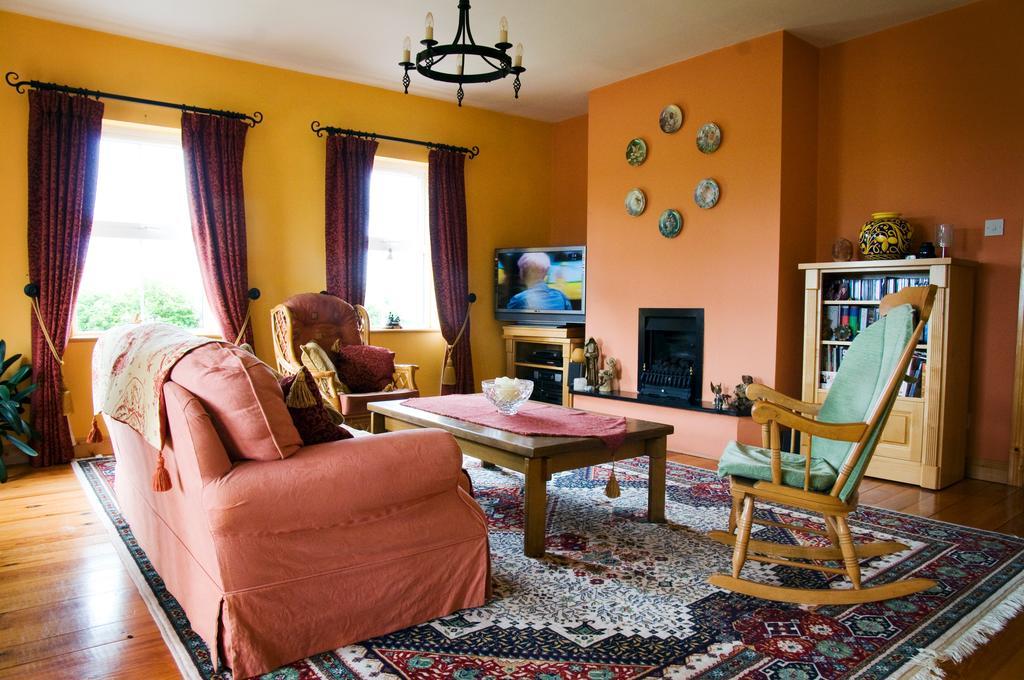 Lake Rise Holiday Home At Kilmaddaroe Carrick on Shannon Rom bilde